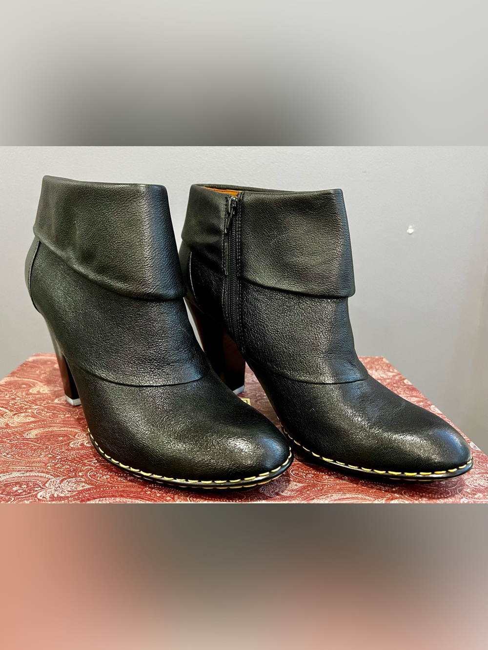 SOFFIT Black Fold-Over Ankle Heeled Booties with Yellow Stitching is NWT